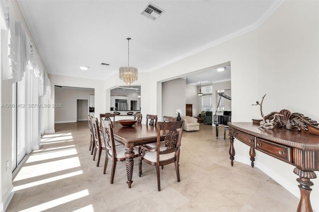 2625 Fairways Dr, Homestead, FL 33035