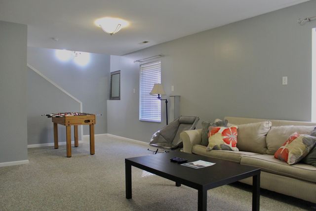 206 PLEASANT LN, Mcgaheysville, VA 22840