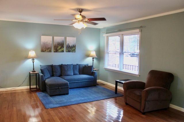 206 PLEASANT LN, Mcgaheysville, VA 22840