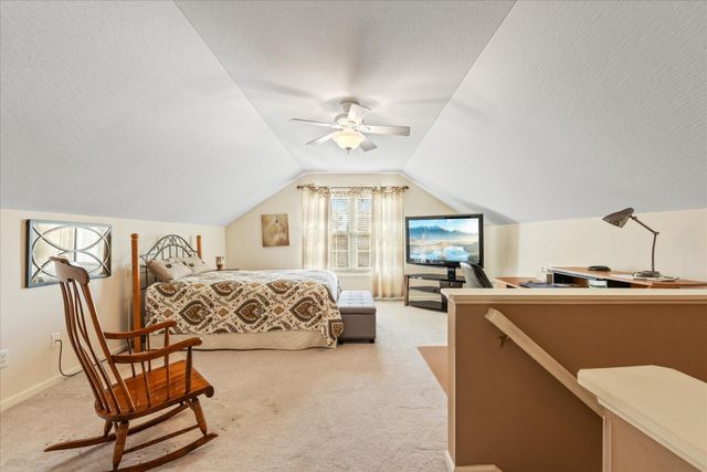 1616 Crossing Boulevard, Circleville, OH 43113