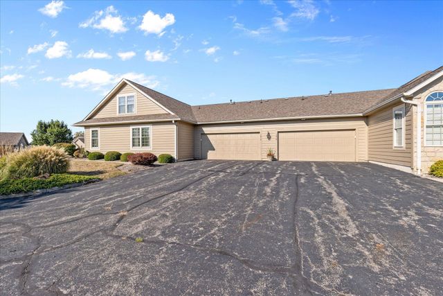 1616 Crossing Boulevard, Circleville, OH 43113