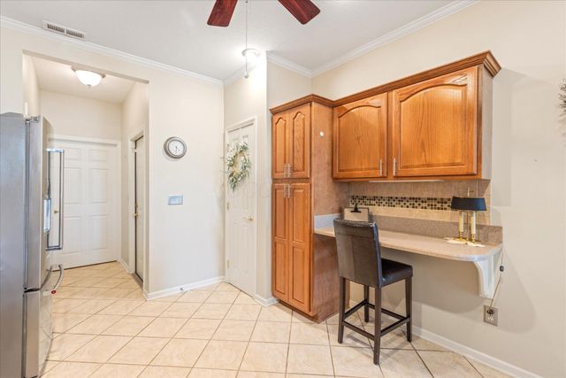 1616 Crossing Boulevard, Circleville, OH 43113