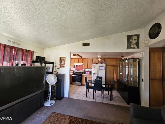 420 E B Street, Colton, CA 92324