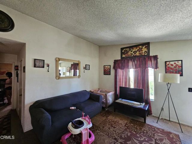 420 E B Street, Colton, CA 92324