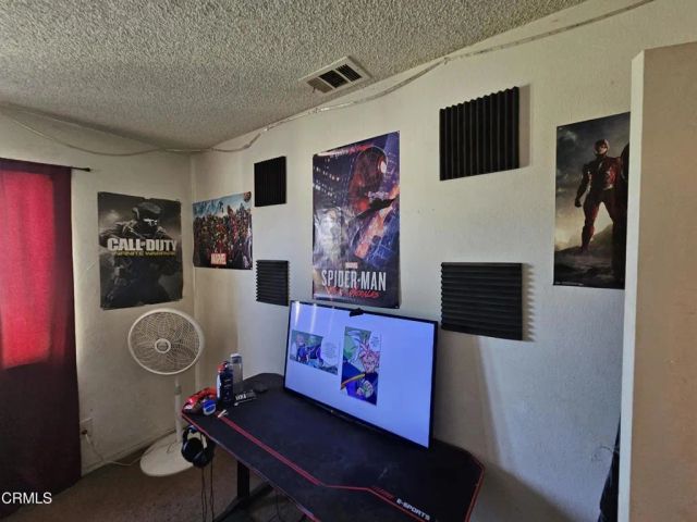 420 E B Street, Colton, CA 92324