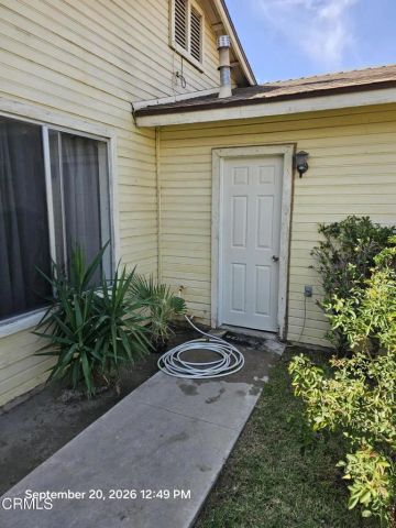 420 E B Street, Colton, CA 92324
