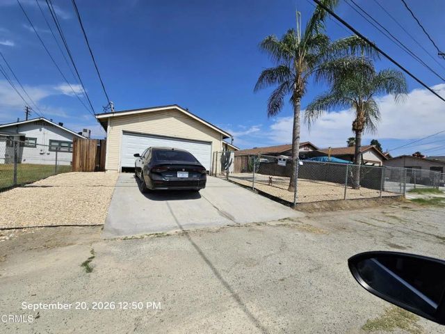 420 E B Street, Colton, CA 92324