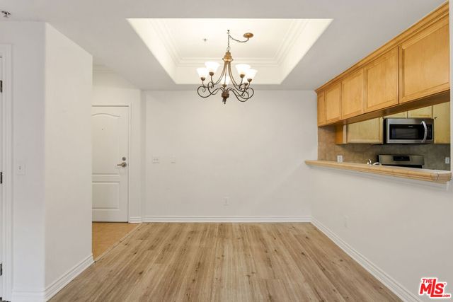3328 OAKHURST Avenue 108, Los Angeles, CA 90034