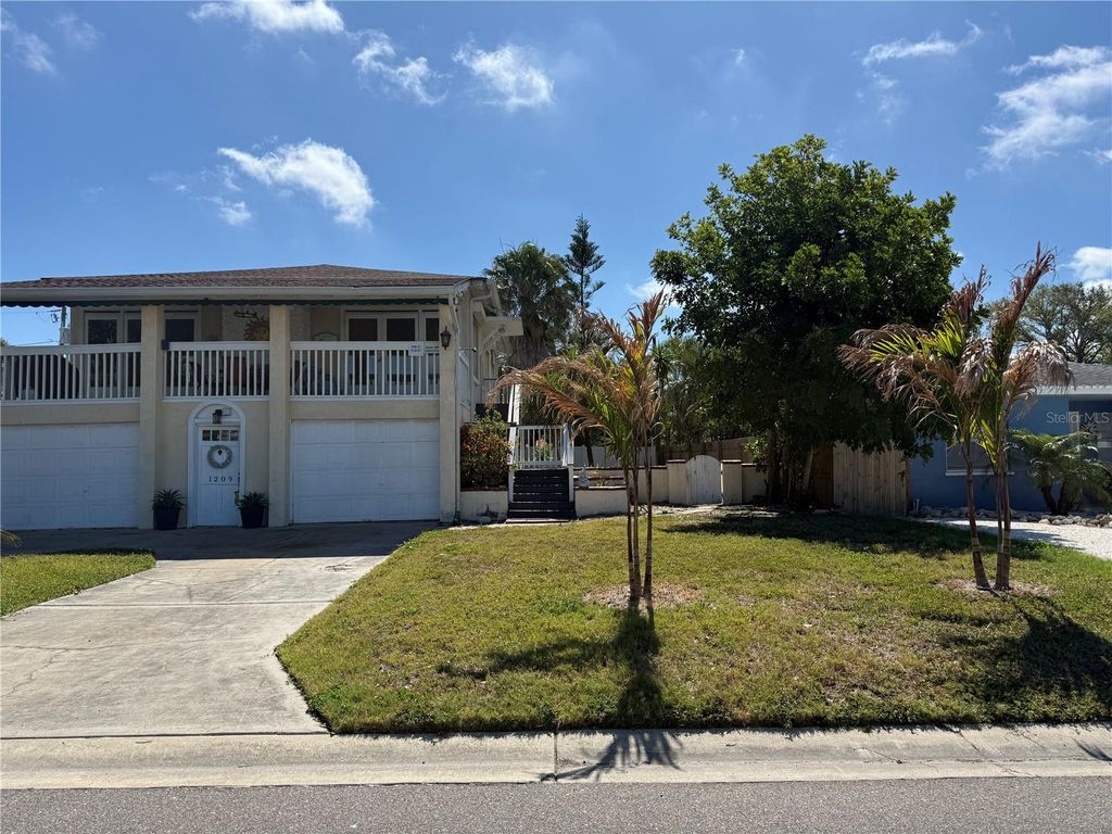 1209 1ST STREET, Indian Rocks Beach, FL 33785