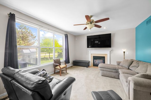 3727 Hogan Circle, Rochester, MI 48307