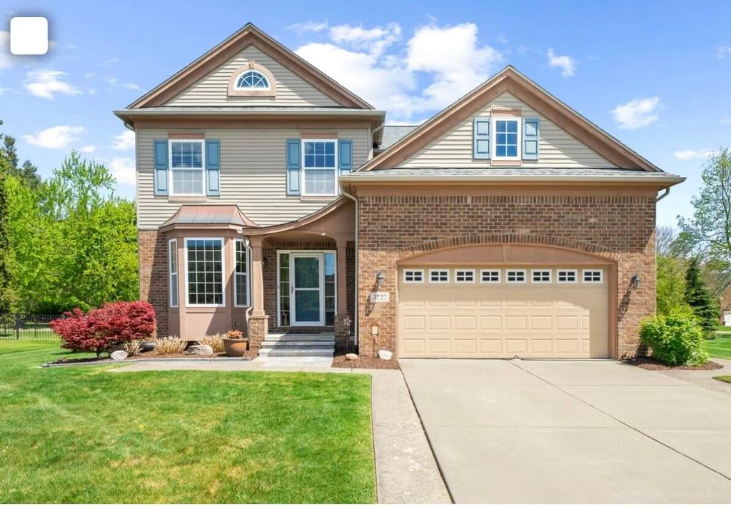 3727 Hogan Circle, Rochester, MI 48307