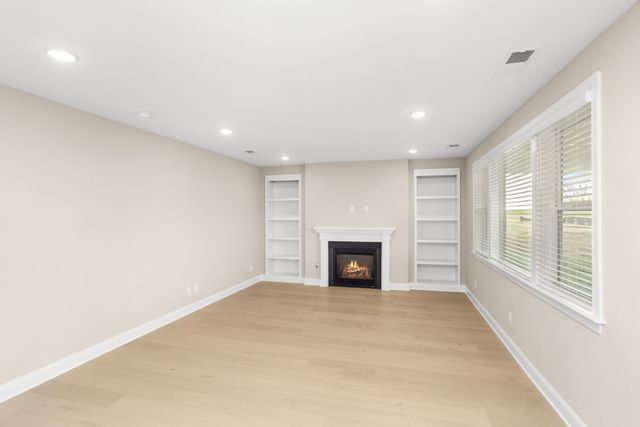 5951 Hunt Valley Drive, Spring Hill, TN 37174