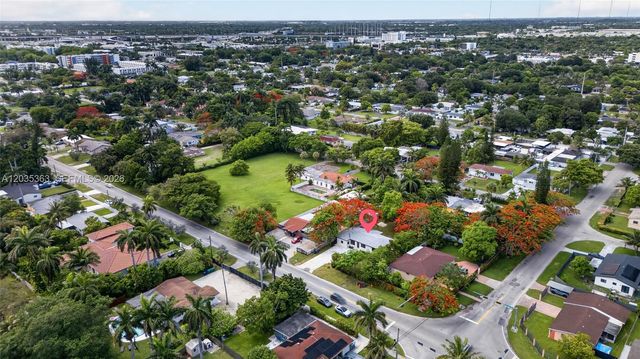 175 NE 159th St, Miami, FL 33162