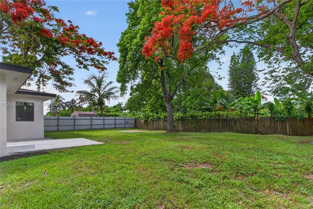 175 NE 159th St, Miami, FL 33162
