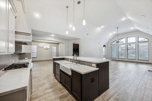 10722 Mason Dale Drive, Cypress, TX 77433