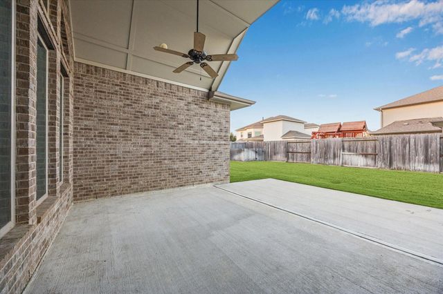 10722 Mason Dale Drive, Cypress, TX 77433