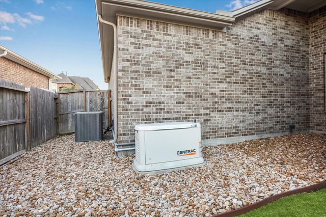 10722 Mason Dale Drive, Cypress, TX 77433