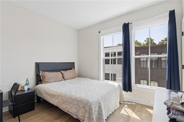 913 Brees Court, Atlanta, GA 30318