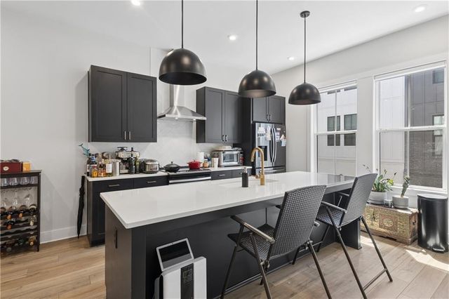 913 Brees Court, Atlanta, GA 30318