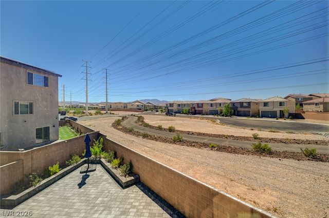 10229 Bloom Quick Court, Las Vegas, NV 89141