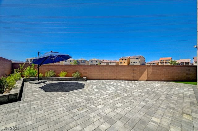 10229 Bloom Quick Court, Las Vegas, NV 89141