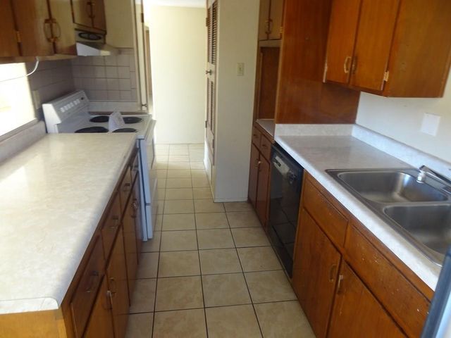 9752 BLUE WING Drive, El Paso, TX 79924