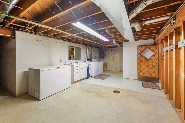 206 South STREET, Juneau, WI 53039