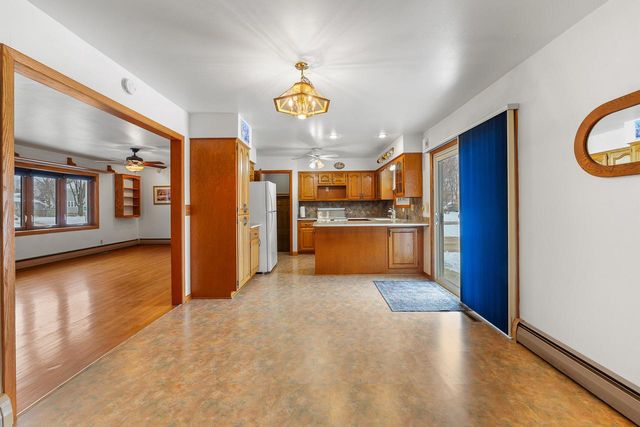 206 South STREET, Juneau, WI 53039