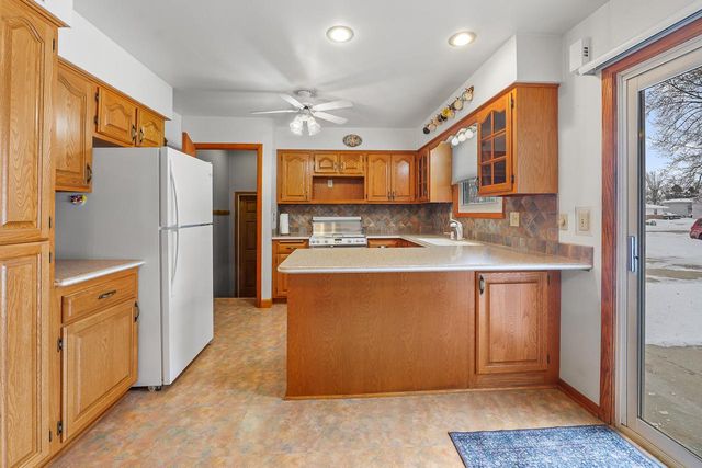 206 South STREET, Juneau, WI 53039