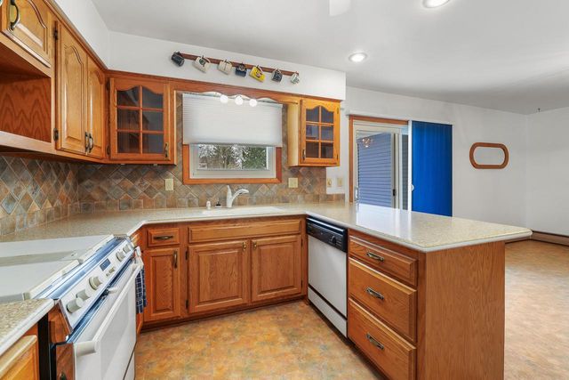 206 South STREET, Juneau, WI 53039