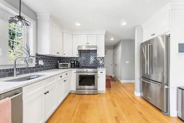 372 Franklin St, Mansfield, MA 02048