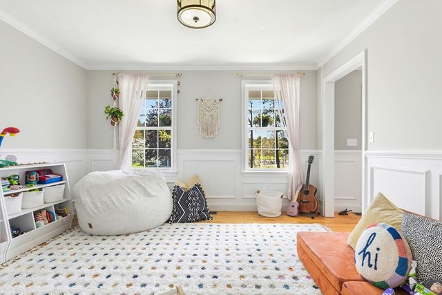 372 Franklin St, Mansfield, MA 02048