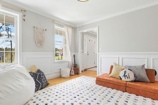 372 Franklin St, Mansfield, MA 02048
