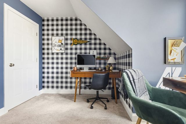 372 Franklin St, Mansfield, MA 02048