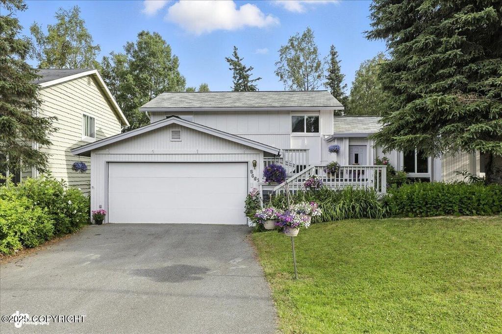 8661 Kushtaka Circle, Anchorage, AK 99504