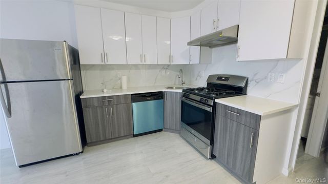 31-22 60th st, Woodside, NY 11377