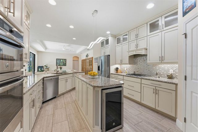 10220 BLOSSOM TRAIL, Seminole, FL 33772