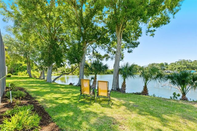 10220 BLOSSOM TRAIL, Seminole, FL 33772
