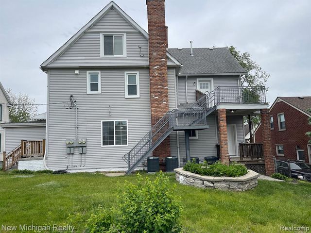 171 Davis Street, Wyandotte, MI 48192