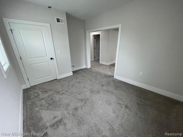 171 Davis Street, Wyandotte, MI 48192