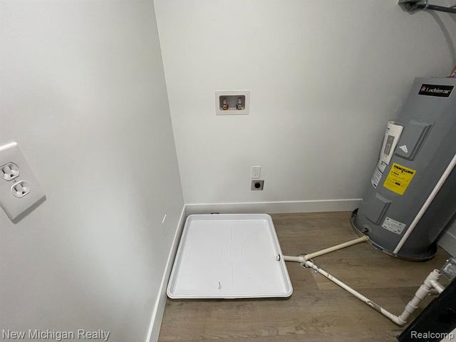 171 Davis Street, Wyandotte, MI 48192