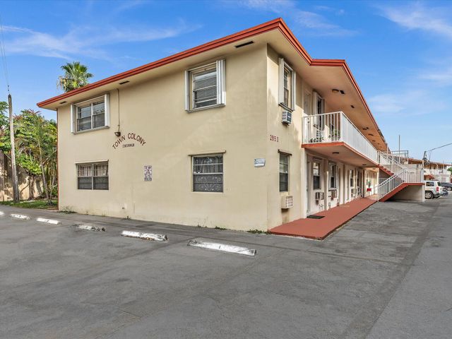 2915 Plunkett Street 5d, Hollywood, FL 33020
