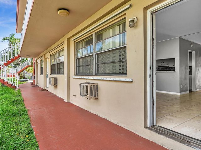 2915 Plunkett Street 5d, Hollywood, FL 33020