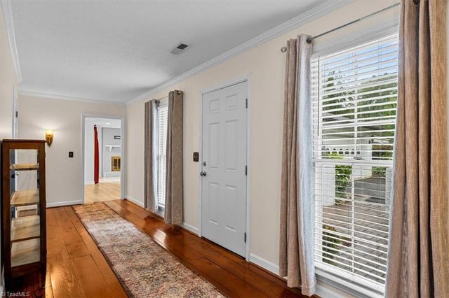1055 Foothills Drive, Kernersville, NC 27284