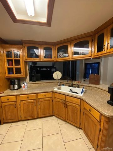 1407 Gardenia Street, Weslaco, TX 78599