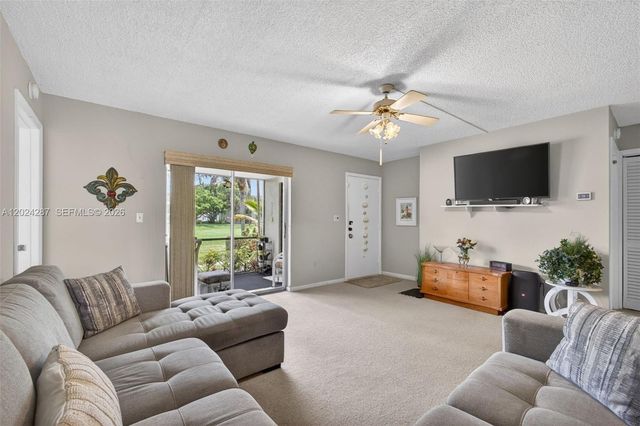 6555 Chasewood Drive D, Jupiter, FL 33458
