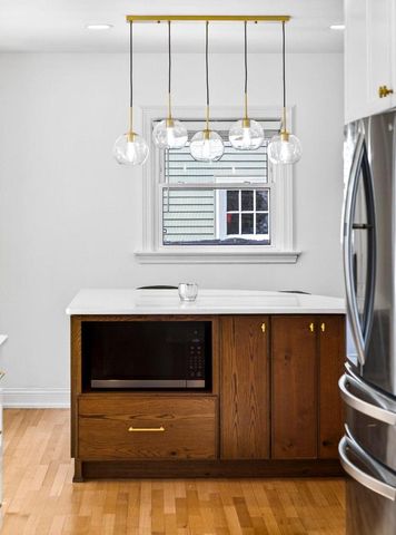 433 E PARKWAY BOULEVARD, Appleton, WI 54911