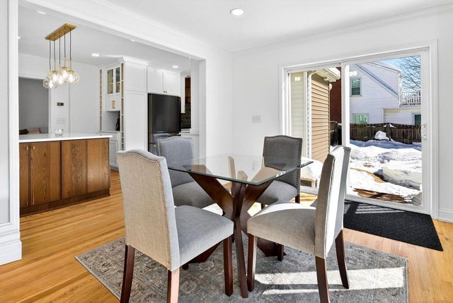 433 E PARKWAY BOULEVARD, Appleton, WI 54911