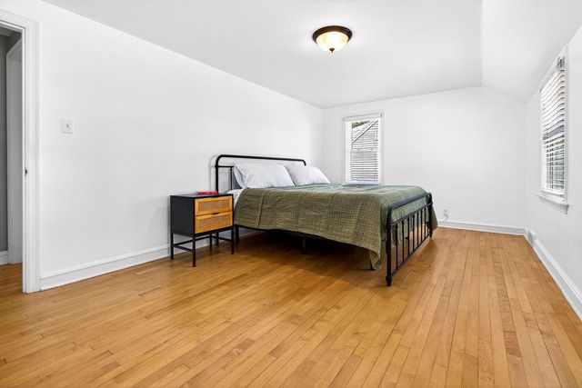 433 E PARKWAY BOULEVARD, Appleton, WI 54911