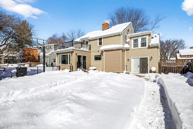 433 E PARKWAY BOULEVARD, Appleton, WI 54911